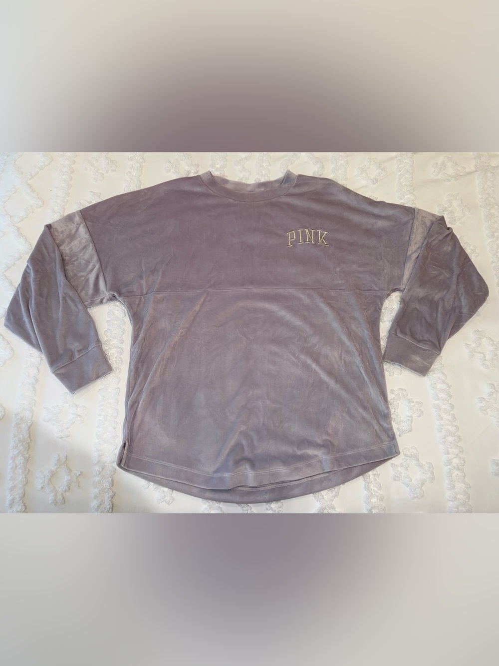 VS PINK Lavender Purple Crewneck Sweatshirt (Velvet Texture)
